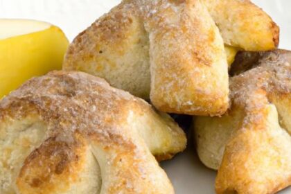 Delight in Every Bite: The Art of Apple Streusel Buns