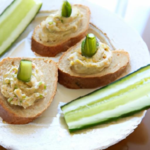 Refreshing Cucumber & Hummus Toast: A Healthy Snack Delight