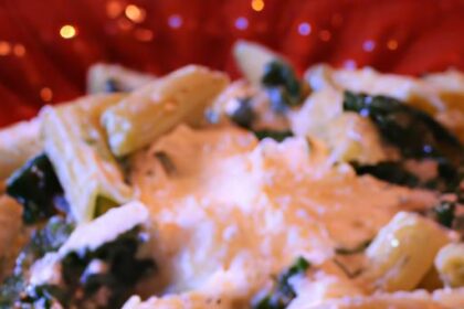 Deliciously Creamy Spinach & Ricotta Pasta Bake Recipe