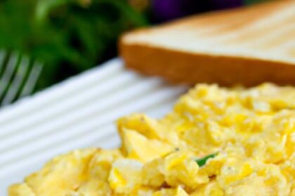 Fluffy & Light: Mastering Low-Calorie Scrambled Eggs