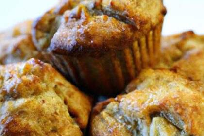 Cozy Cinnamon Apple Muffins: A Perfect Comfort Treat